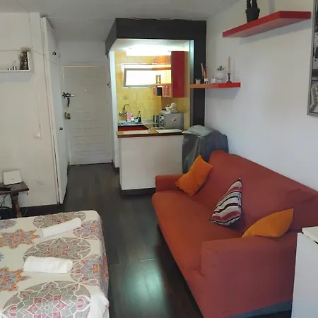 Coqueto Estudio Con Piscina Apartman